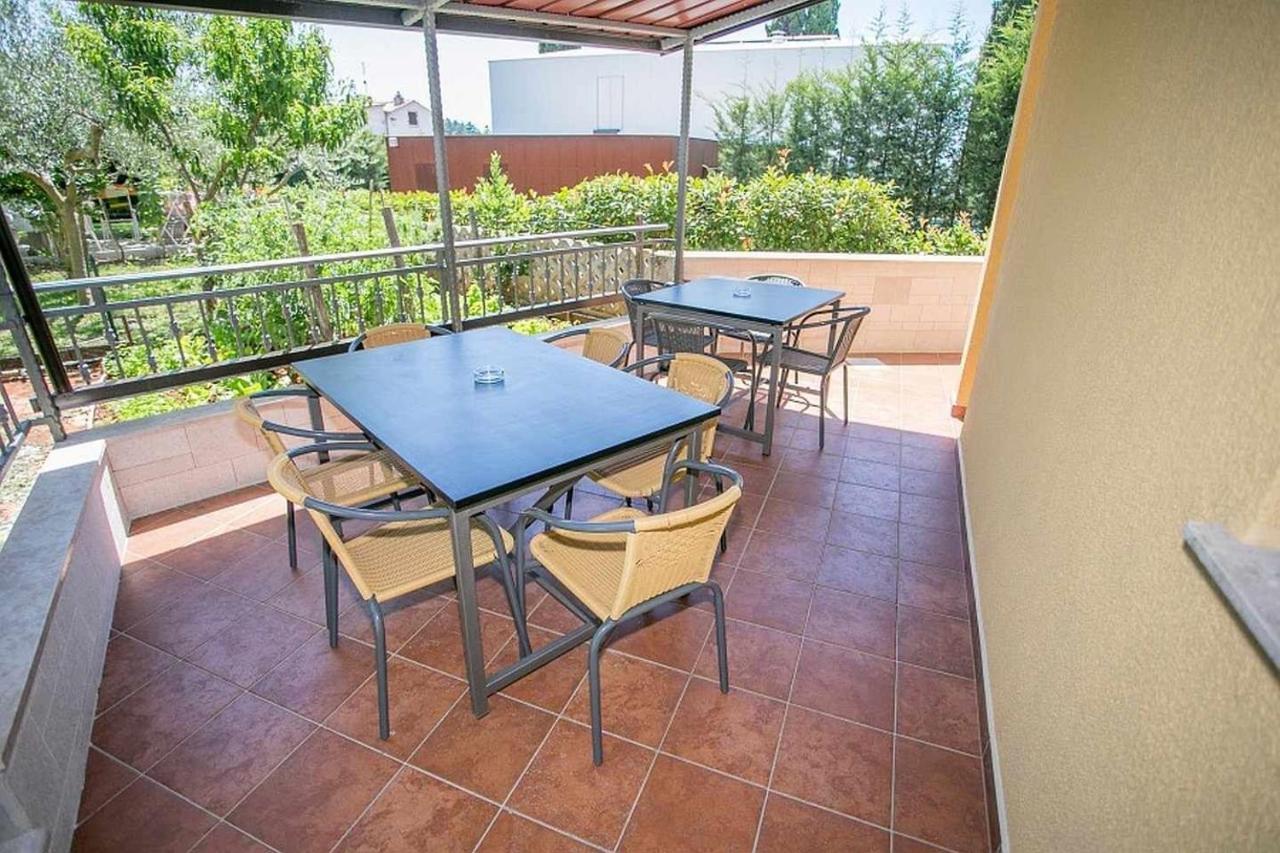 Apartments Materada Пореч Экстерьер фото